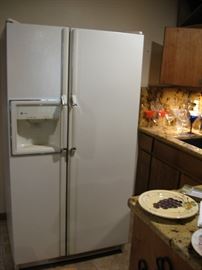 G E refrigerator