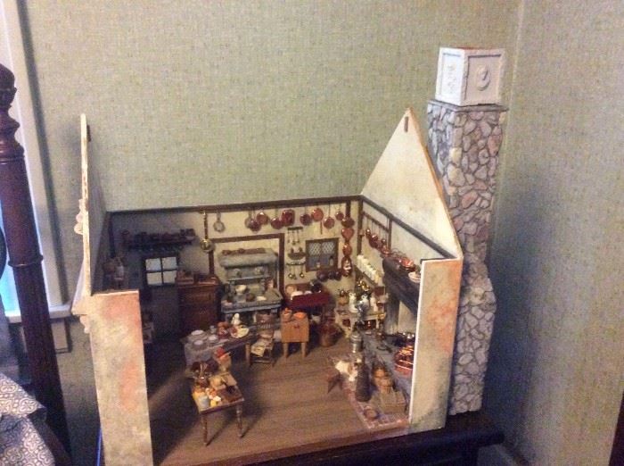 Miniature house and miniature contents