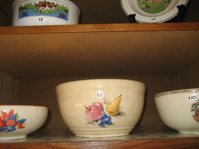 Decorative vintage bowls