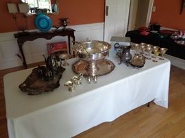 Silver Punch bowl can be used to ice down drinks as well