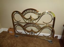 Super looking 20s metal bed