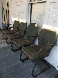 St of 4 Vintage Metal Chairs