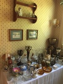 Lots of home decorator items