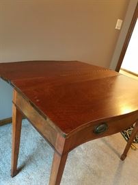 1949 DREXEL WRITING DESK THAT EXPANDS INTO A DINNING TABLE