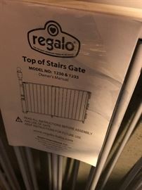 REGALO TOP OF STAIRS GATE
