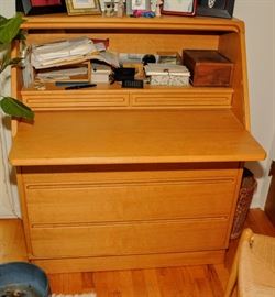 DANISH SLANT FRONT DESK/CHEST TORRING 