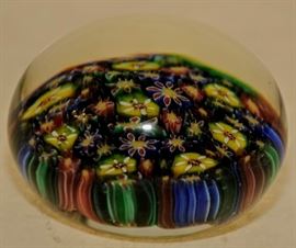 MURANO PAPERWEIGHT 