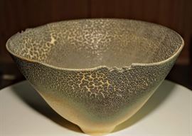 EXCEPTIONAL SIGNED "BLAIR" SUPER FINE DECORATED BOWL 