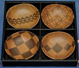 SET OF 4 JAPANESE SMALL SHALLOW BOWLS 