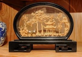 CHINESE DECORATOR ITEM 