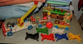 VINTAGE: FISHER-PRICE PULL TOYS