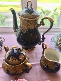 Cobalt & Gold Tea/Coffee Set
