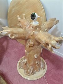 Tree trunk round top table w/4 Chairs
