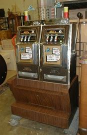 Mills double nickel slot machine.  Play both sides 