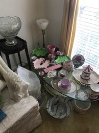 Glass bowls and decorative items
