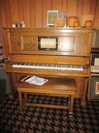 PLAYER PIANO