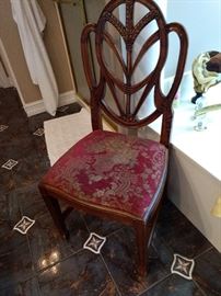 Some of the chairs have a bit of damage on the feet.(dogs)