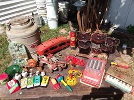 More vintage items and toys