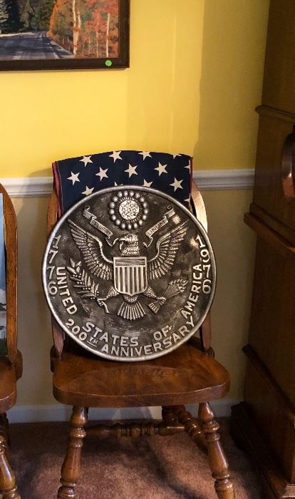 Heavy metal American Eagle wall medallion.