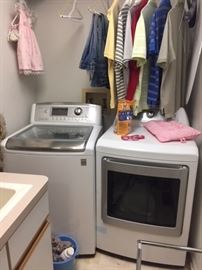 Like new washer and dryer