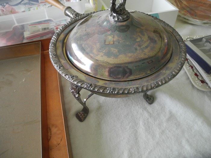 Chafing dish