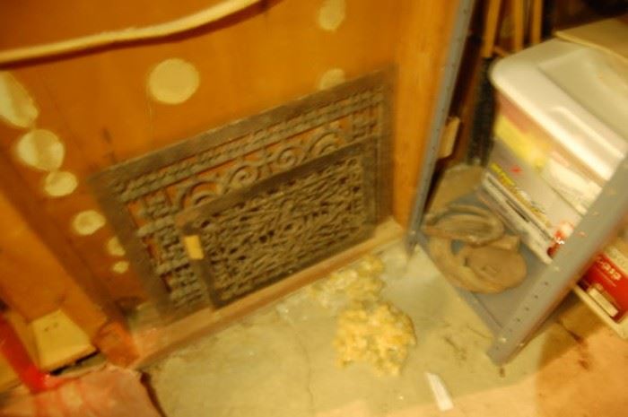 Antique Cast Iron Victorian Floor Register Grates