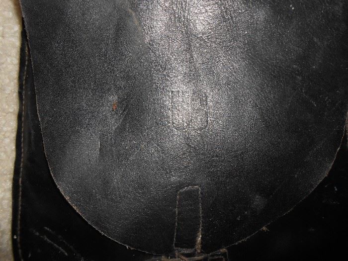 US also stamped on the small saddle