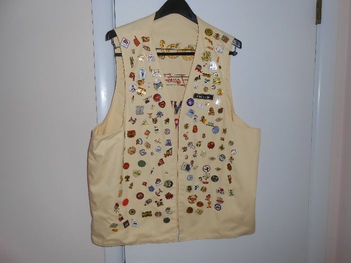 Moolah St Louis Mo Chanters Quartet vest - approximately 100 pins