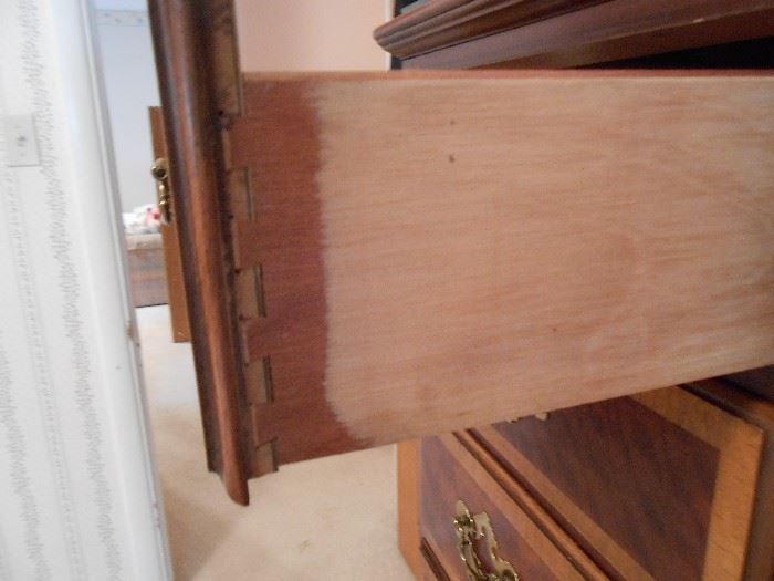 Dove tailed drawers
