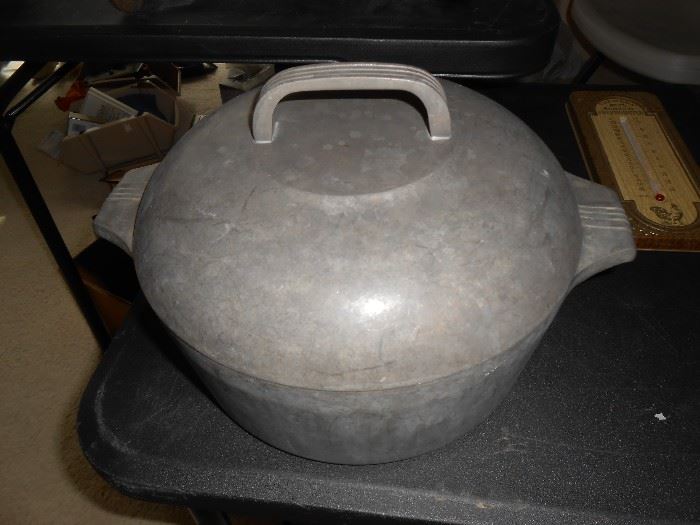 Wagner ware dutch oven