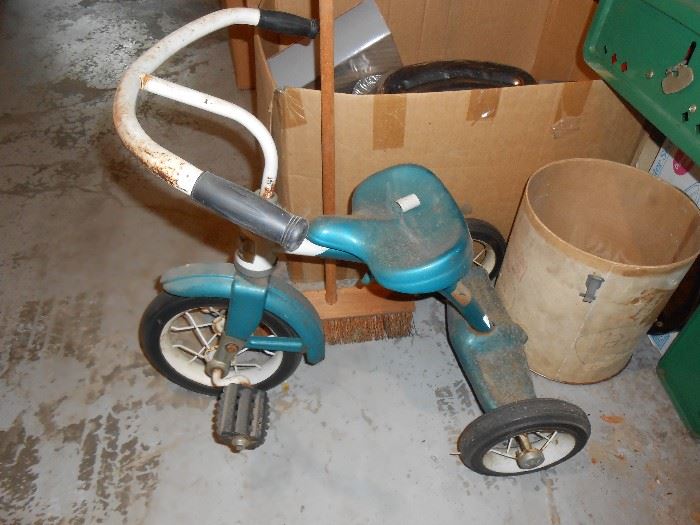 Tricycle