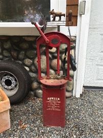 Antique Bowser Hand Crank Gas Pump