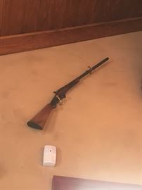 Lot 9: Single Barrel Musket