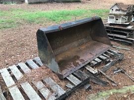 Lot 95F: Black Tractor Loader