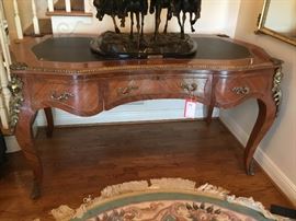 Lot 147: Leather Top Bureau Plat