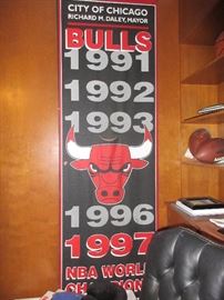 Bulls banner and signed Scottie Pippen ball