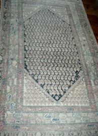 Seraband carpet antique