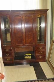 Henredon wall unit