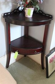 Just the table for a corner!