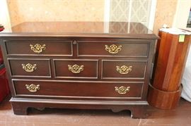 Beautiful Lane Cedar Chest.