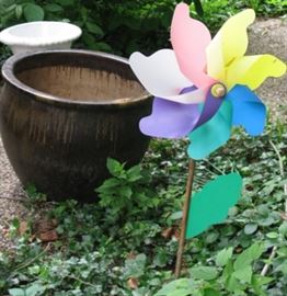 Large pinwheel and pots