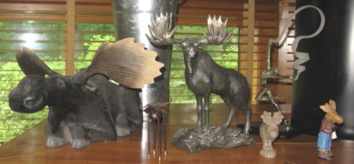 Moose figurines2 