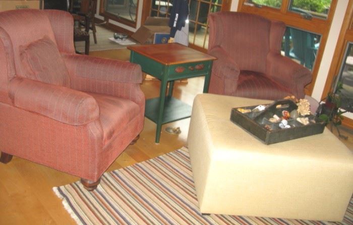 Pair of chairs, lamp table, square ottoman 