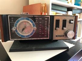 Vintage Sony clock radio