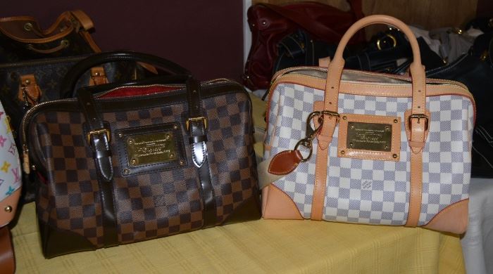 Louie Vuitton Style purses