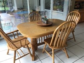 Dining table and 6 chairs