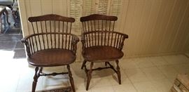 set of 4 beautiful Windsor chairs made in Mass.