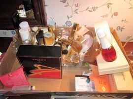 TONS OF GREAT PERFUMES