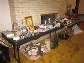 INCREDIBLE DECORATIVE ITEMS INCLUDING HUMMELL, GOEBEL, ROUYAL DOULTON