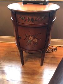 Cute size side table